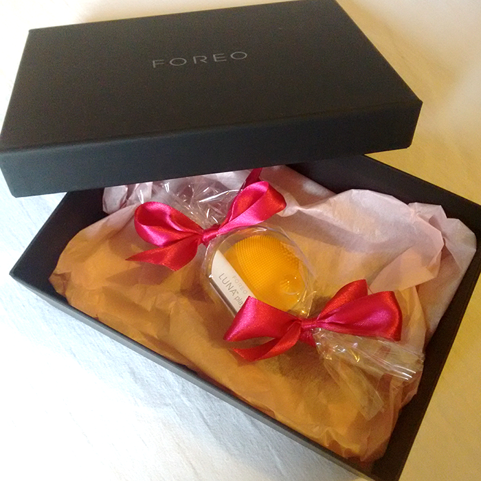 foreo_luna_play_packaging